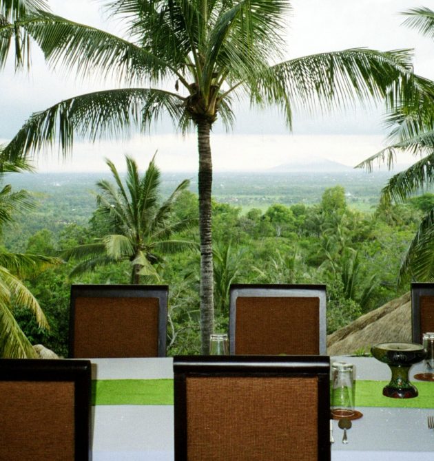 villa 3 dining